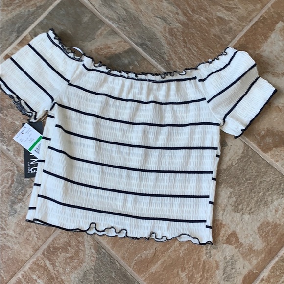 NWT Crop top L off-white & Navy - Picture 6 of 11
